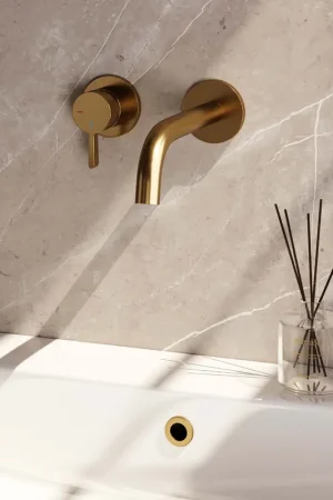 Brauer Gold Edition ColdStart wastafelkraan inbouw gebogen uitloop en rozetten model E2 geborsteld messing PVD Exclusieve Aanbieding